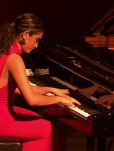 Profile photo of Mariana Samuels, undefined tutor at Wiingy