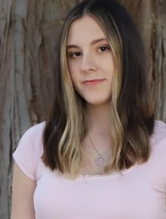 Profile photo of Stephanie Norris, undefined tutor at Wiingy