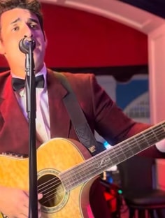 Profile photo of Christopher Lara, undefined tutor at Wiingy