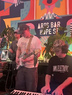 Profile photo of Oscar Burrow, undefined tutor at Wiingy