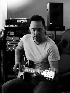 Profile photo of Nick J Harvey, undefined tutor at Wiingy