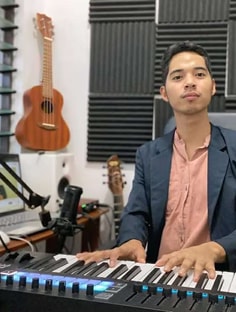 Profile photo of Richard Maaño, undefined tutor at Wiingy