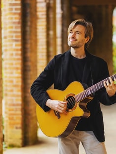 Profile photo of Simon OKeeffe, undefined tutor at Wiingy