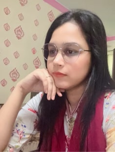 Profile photo of Amina Khan, undefined tutor at Wiingy