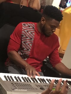 Profile photo of Aaron Booker, undefined tutor at Wiingy