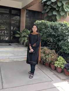 Profile photo of Huda Husain , undefined tutor at Wiingy