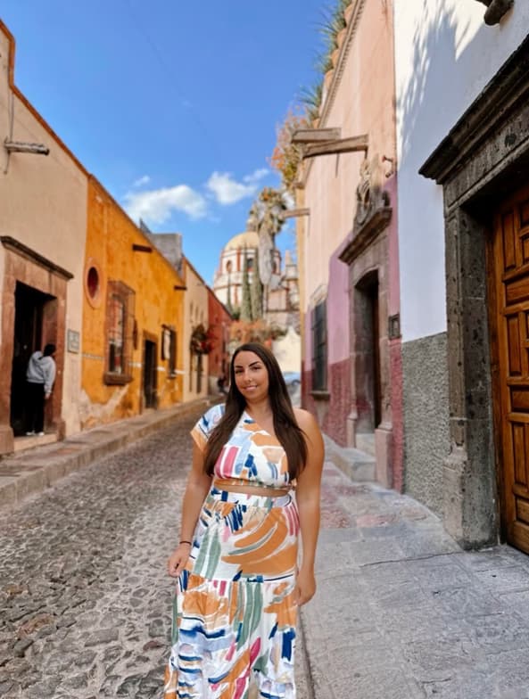 Profile photo of Stacey , English tutor at Wiingy