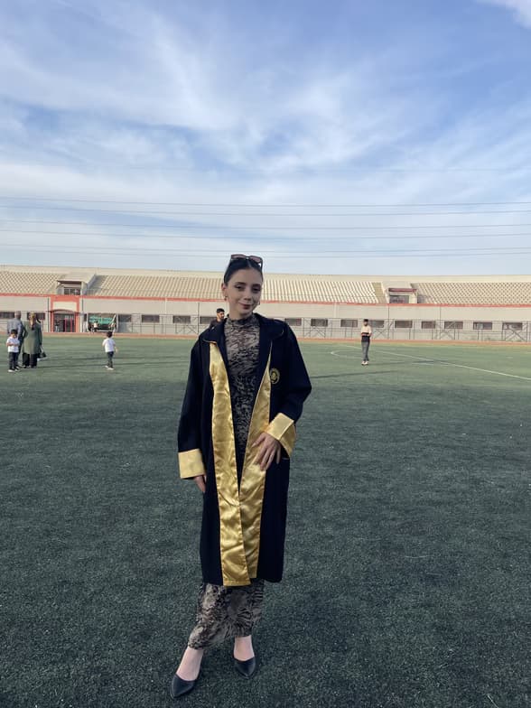 Graduation ceremony photo of Kubra