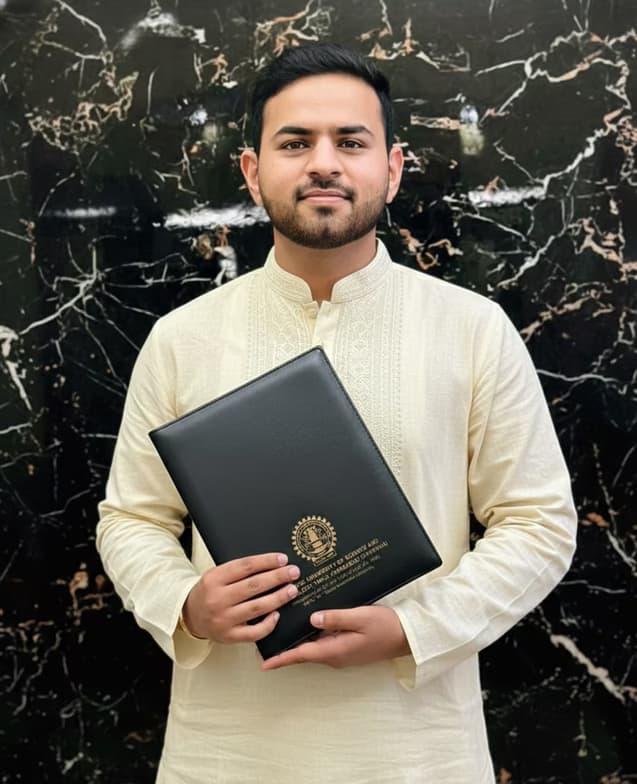 Graduation ceremony photo of Tushar