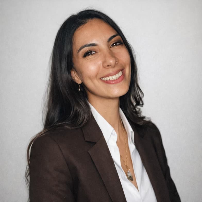 Profile photo of Camilla, English tutor at Wiingy