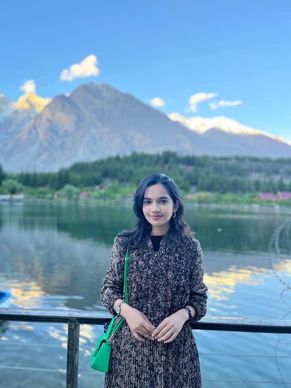 Profile photo of Bushra, GCSE tutor at Wiingy