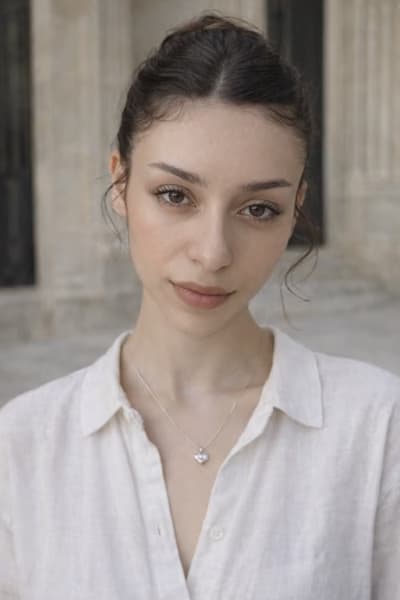Profile photo of Miliani, English tutor at Wiingy