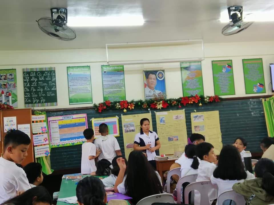 Casual photos of Reneza, Wiingy tutor