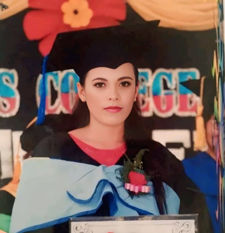 Graduation ceremony photo of Via