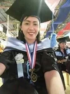 Graduation ceremony photo of Amor