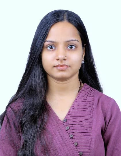 Profile photo of hema, Economics tutor at Wiingy