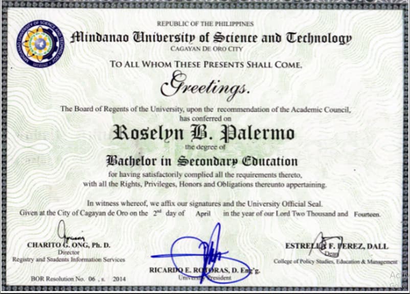 Verified degree or teaching certification of Roselyn