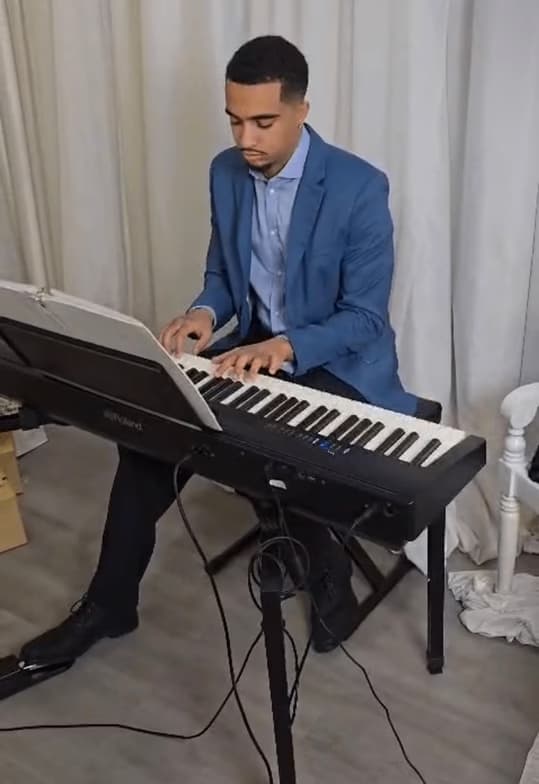 Profile photo of Luis, Music tutor at Wiingy