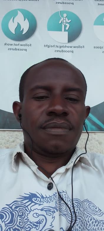 Profile photo of Azubuike , Economics tutor at Wiingy