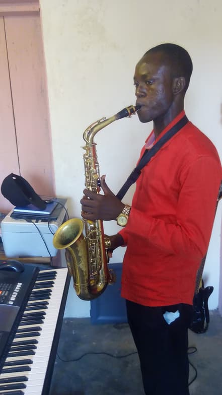Profile photo of Oluwatosin, Music tutor at Wiingy