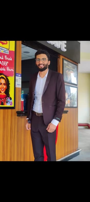 Profile photo of Krishna , Economics tutor at Wiingy