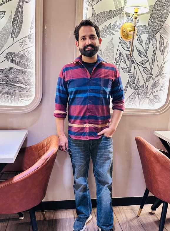 Profile photo of Rahul, Economics tutor at Wiingy