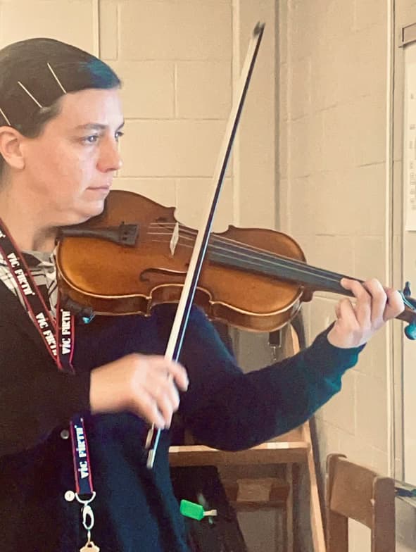 Profile photo of Rachel, Violin tutor at Wiingy