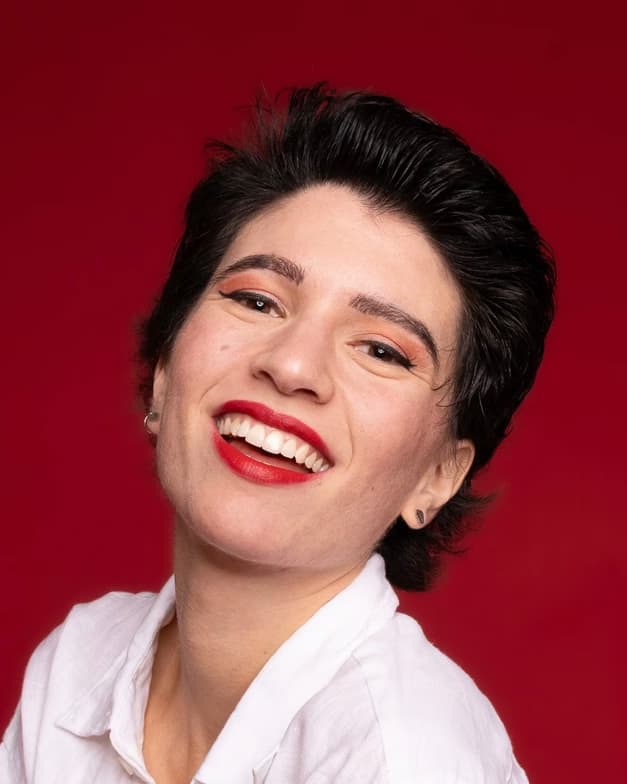 Profile photo of Camila, Singing tutor at Wiingy