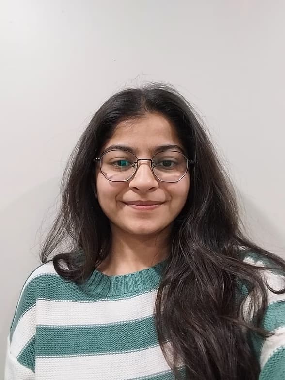 Profile photo of Stuti, French tutor at Wiingy