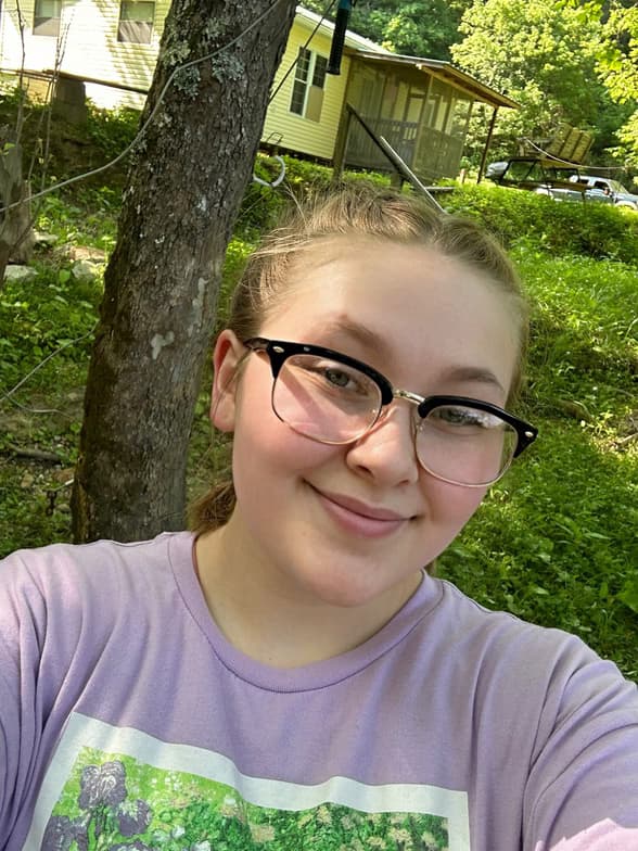 Profile photo of Olivia, English tutor at Wiingy