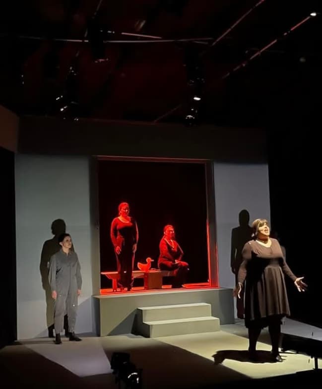 Profile photo of Laura, Guitar tutor at Wiingy