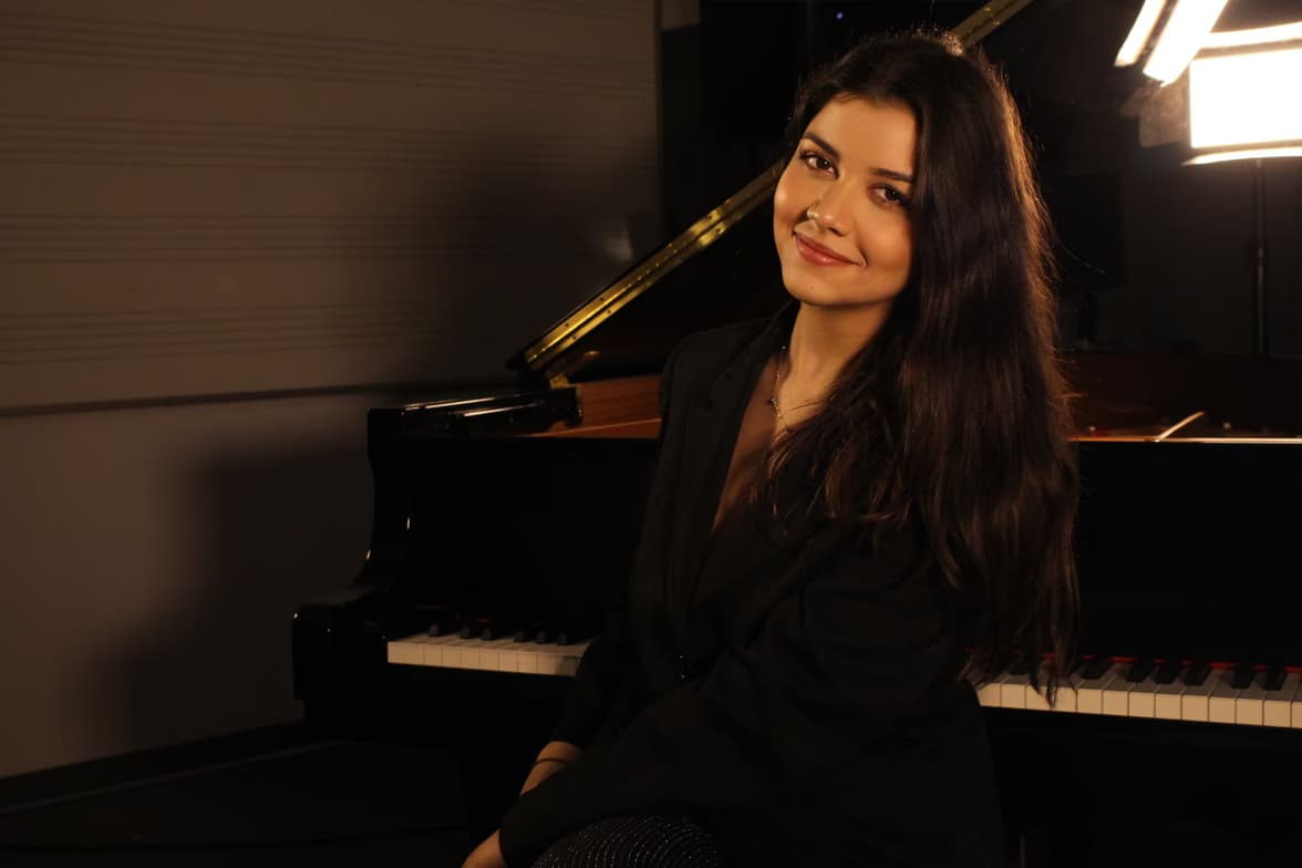 Profile photo of Sev, Piano tutor at Wiingy