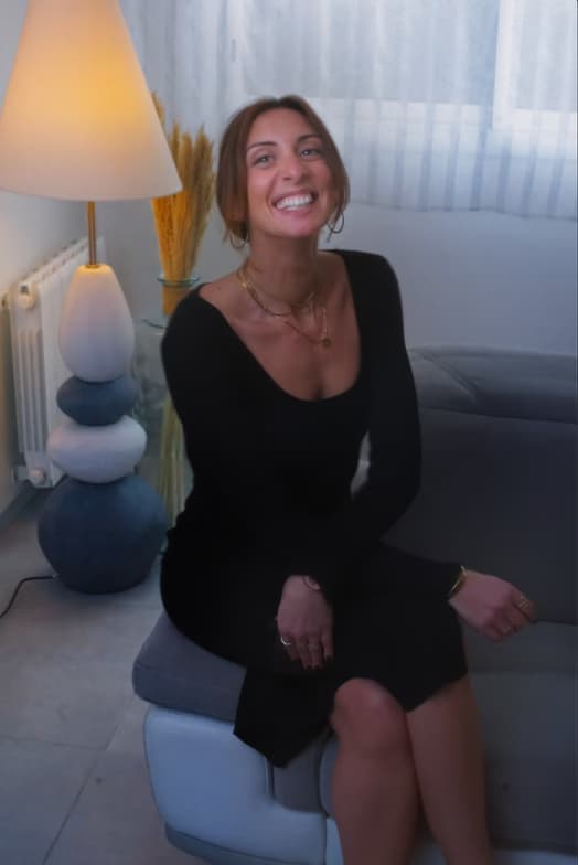 Profile photo of Shiraz, French tutor at Wiingy