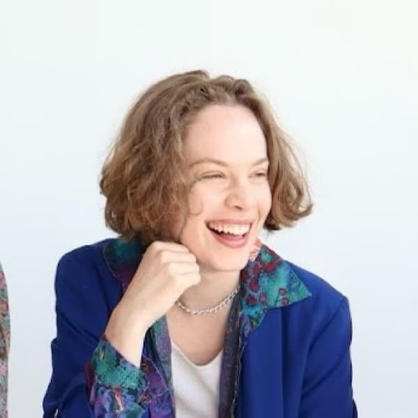 Profile photo of Raine, Guitar tutor at Wiingy