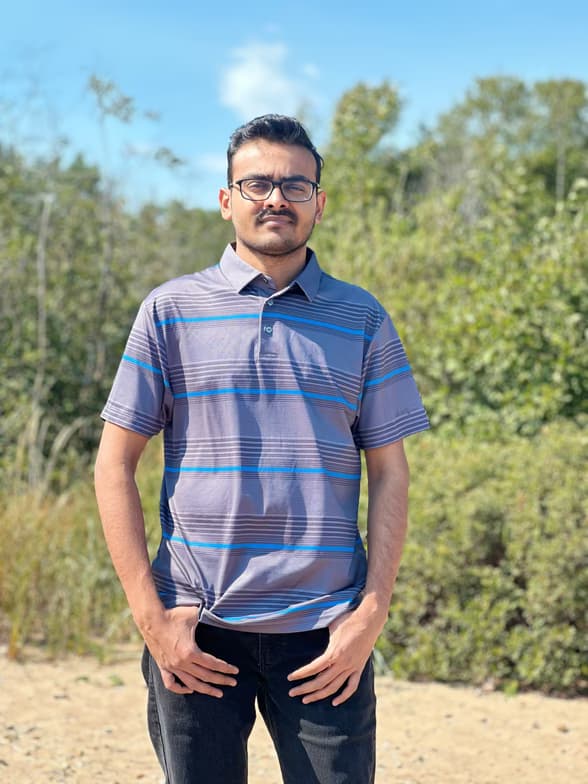 Travel snapshot of Vedant during a trip