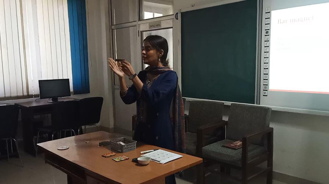 Profile photo of Yasman, Physics tutor at Wiingy