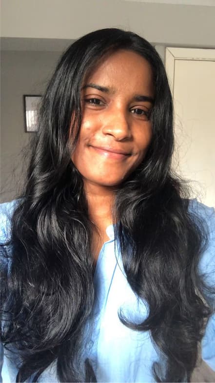 Profile photo of Hirushi, English tutor at Wiingy