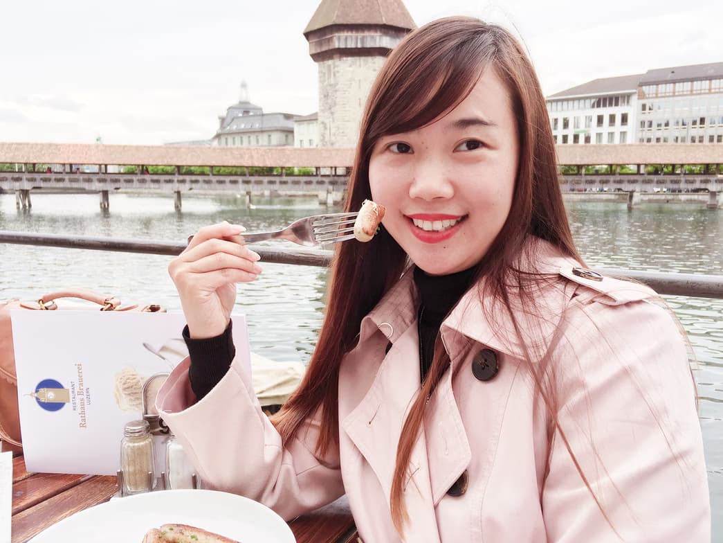 Travel snapshot of Claire during a trip