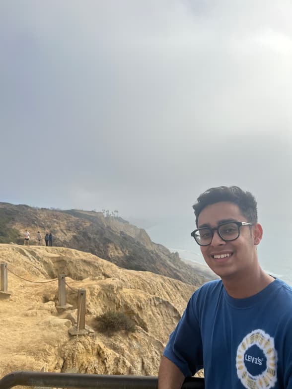 Profile photo of Saumya , Economics tutor at Wiingy