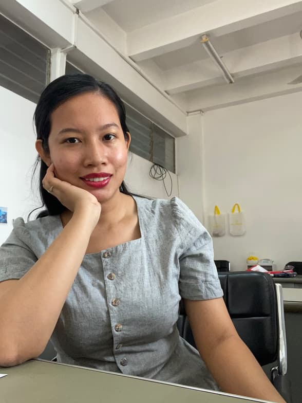 Profile photo of Meyly, English tutor at Wiingy