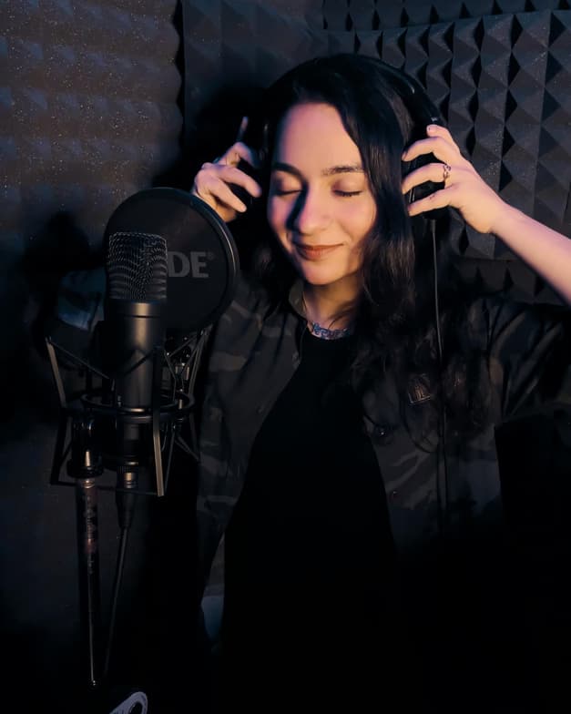 Casual photos of Vidushi, Wiingy tutor