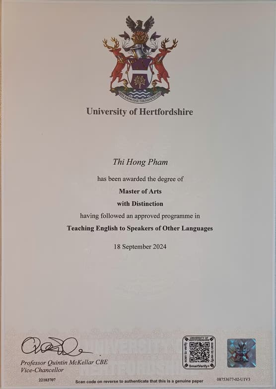 Verified degree or teaching certification of Hong