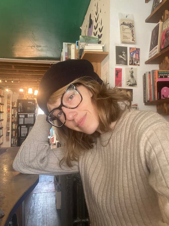 Profile photo of Chelsea , English tutor at Wiingy