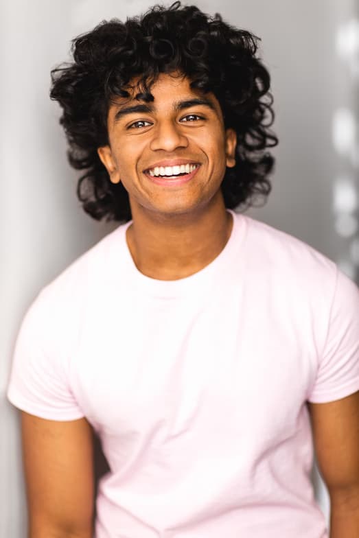 Profile photo of sangeev, Singing tutor at Wiingy