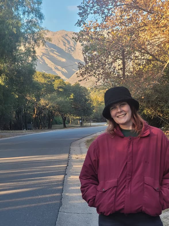 Profile photo of Eloise, English tutor at Wiingy