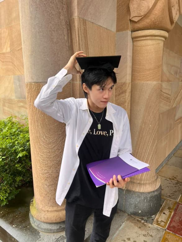 Profile photo of Felix, English tutor at Wiingy