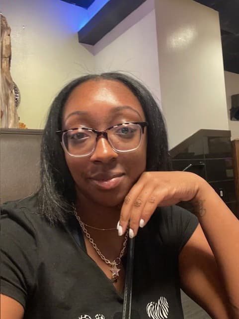 Profile photo of Da'Myah, English tutor at Wiingy