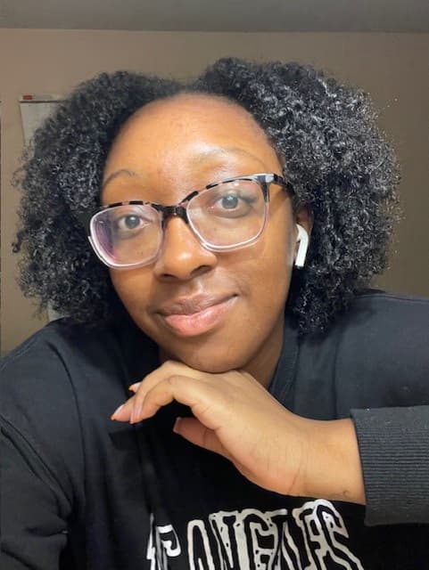 Profile photo of Da'Myah, English tutor at Wiingy