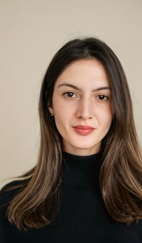 Profile photo of Cansu , English tutor at Wiingy