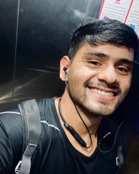 Profile photo of Abhijeet, Architecture tutor at Wiingy